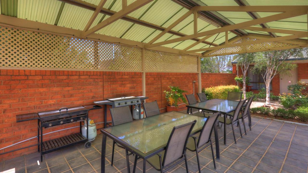 Moama Central Motel Australia Buitenkant foto